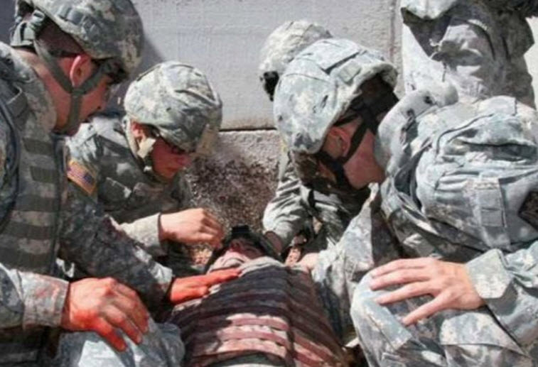 ضابط أفغاني يصيب ثلاثة جنود أمريكيين بإقليم "هلمند" 