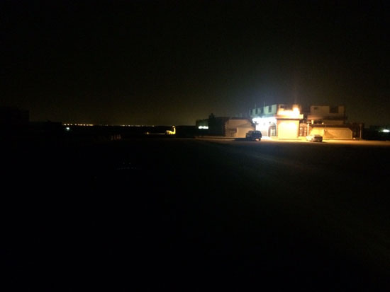حي الحجوي في اربد مظلم بسبب خلاف مالي بين الاشغال والبلدية