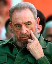 كوبا تطوي ستة عقود من حكم آل كاسترو
