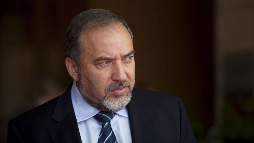 ليبرمان يطالب مصر بمنع إدخال جثمان "البطش" لغزة