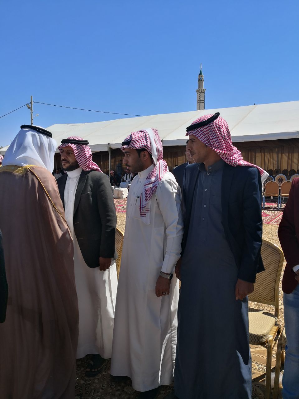 السفير السعودي لدى الأردن يقدم واجب العزاء لقبيلة الحويطات 