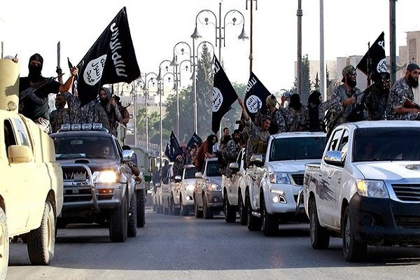 العراق يعلن مقتل 3 مسلحا من "داعش" في الغارة الجوية داخل سوريا