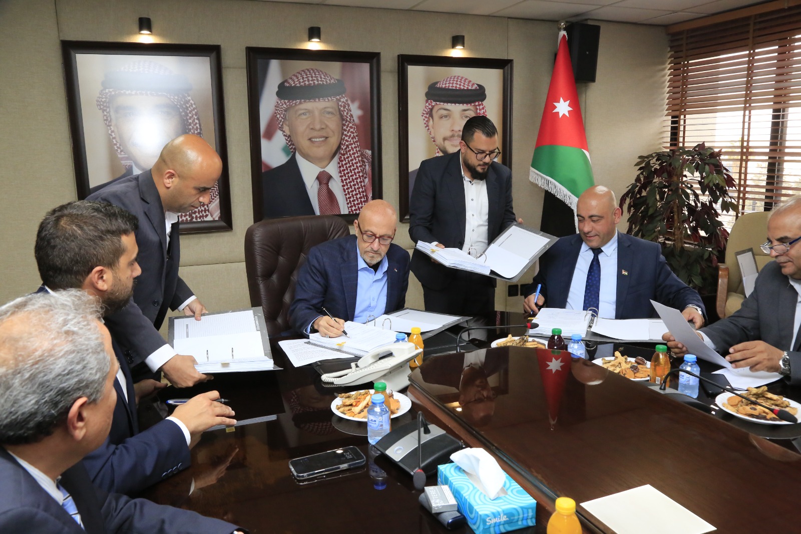 وزير المياه يوقع اتفاقية مشروع صرف صحي حكما-اربد بقيمة 11,3 مليون دينار