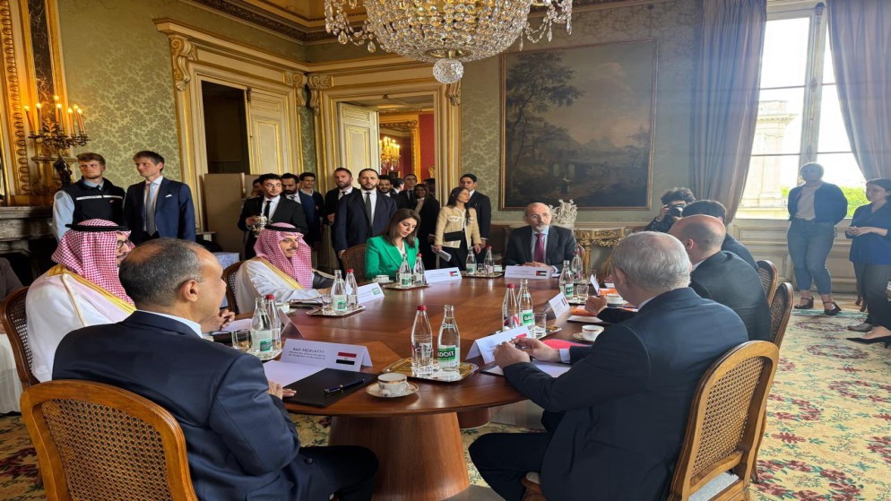 الصفدي وأعضاء اللجنة الوزارية بشأن غزة يُجرون مباحثات موسّعة في باريس