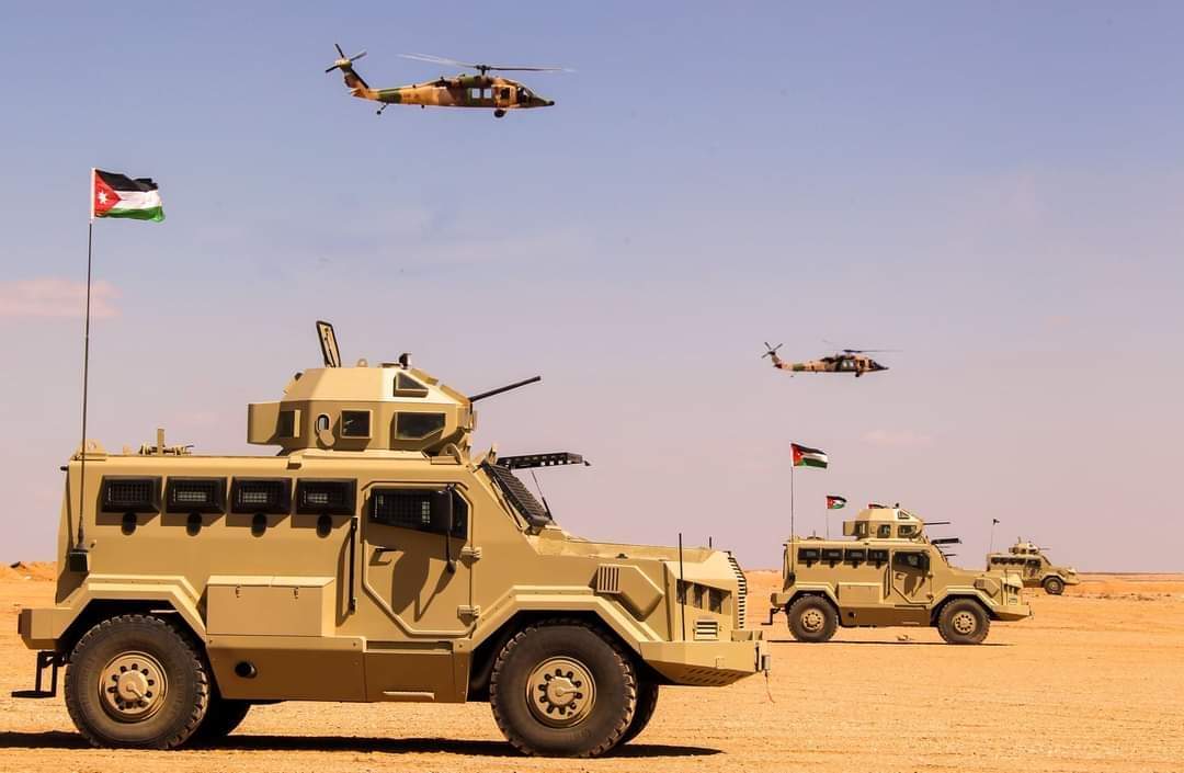 الجيش: تعاملنا مع 156 مسيرة و132 صاروخا خلال التوتر الإقليمي
