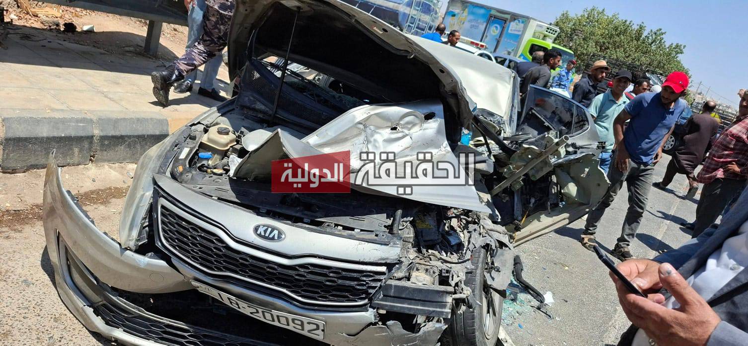 إصابتان بحادث تصادم بين صهريج مياه ومركبة صغيرة في مادبا - صور