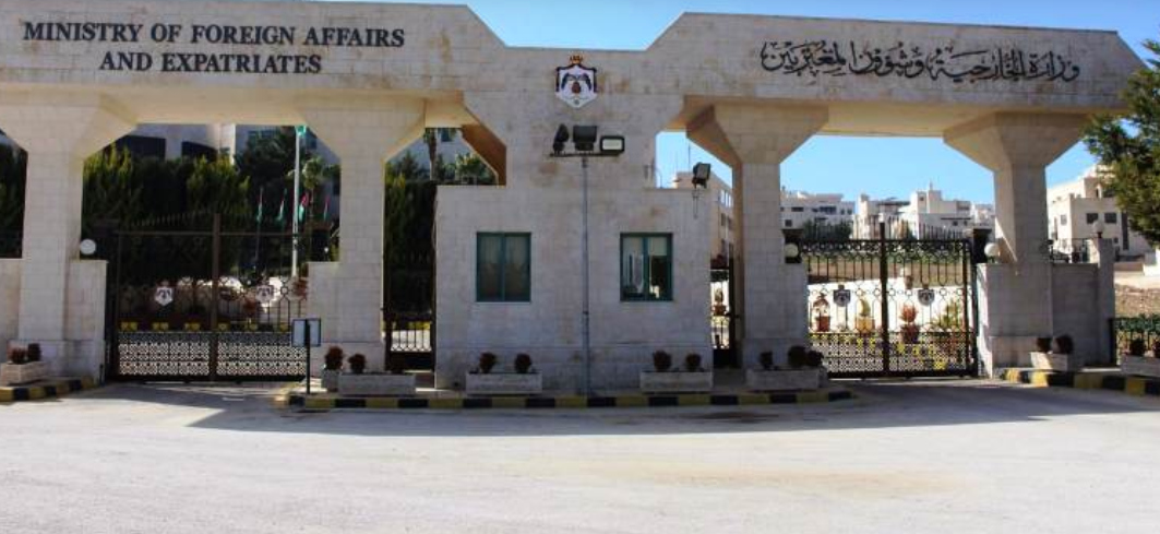 وفاة مواطن وإصابة 4 آخرين بحادث على طريق درعا