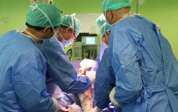 إدخال عمليات زراعة مفاصل الركبة في مستشفى الاميرة هيا               