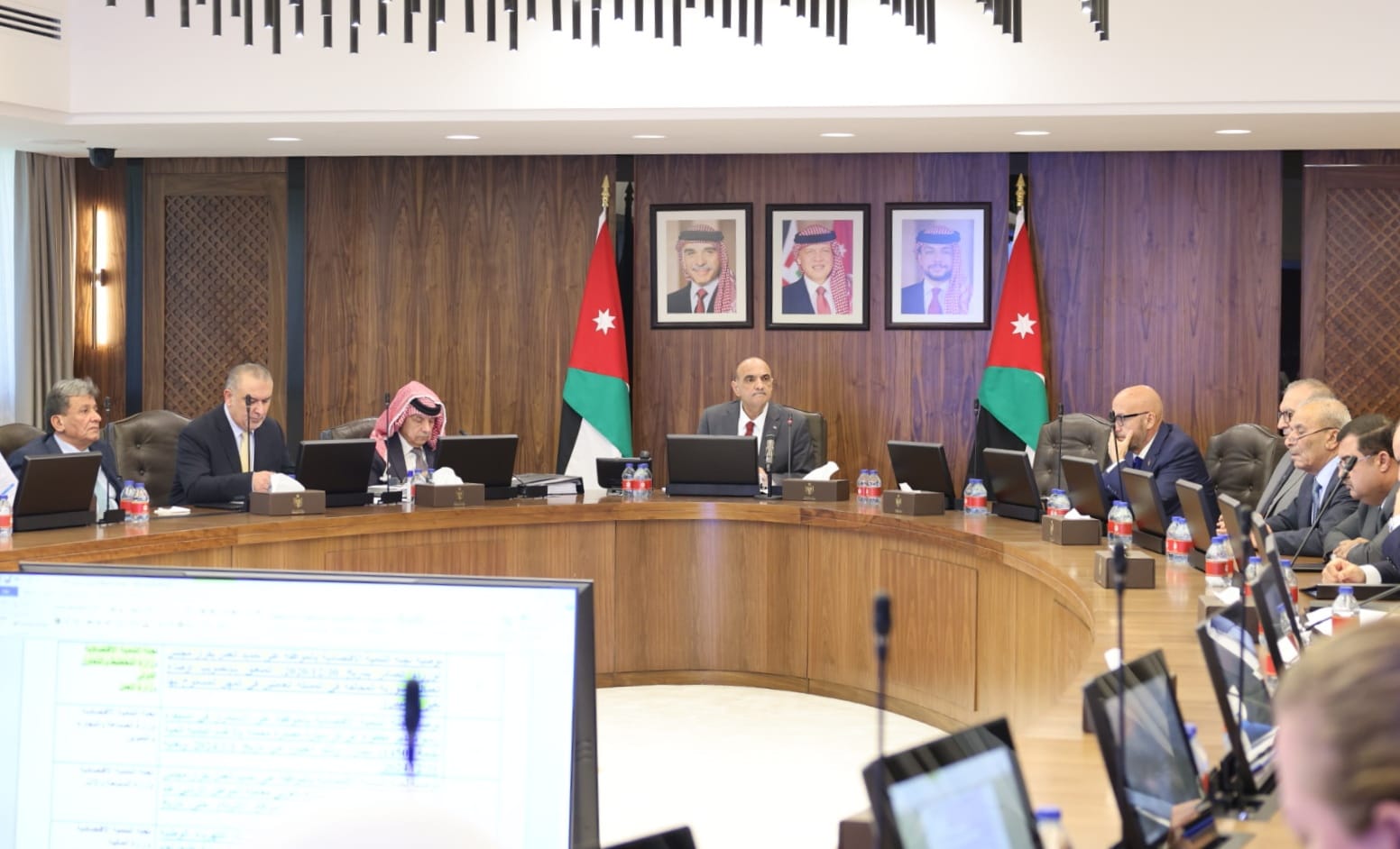 مجلس الوزراء يقر إصدار طابع بريدي بمناسبة يوم مدينة عمان