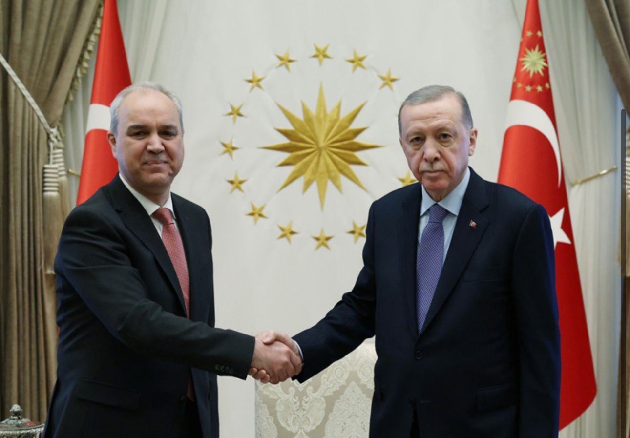 الخطيب يقدم أوراق اعتماده سفيرا للاردن لدى تركيا