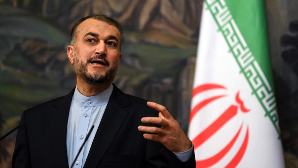 وزير خارجية إيران: ما حدث بأصفهان "لم يكن هجوماً بل لعب أطفال"