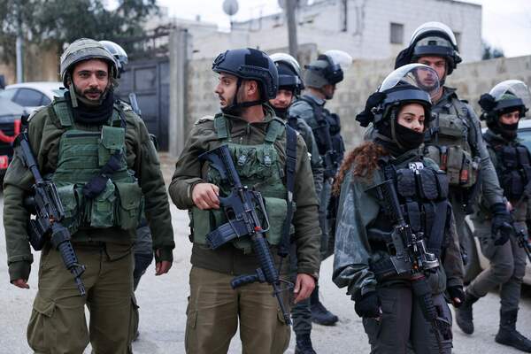 استشهاد ٣ فلسطينيين خلال اقتحام الاحتلال لطولكرم