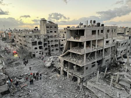العدوان على غزة يدخل يومه الـ 205