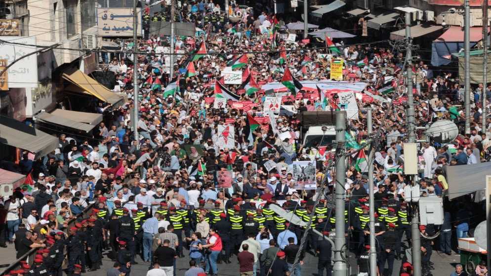 مسيراتٌ حاشدة في العاصمة والمحافظات دعما لغزة