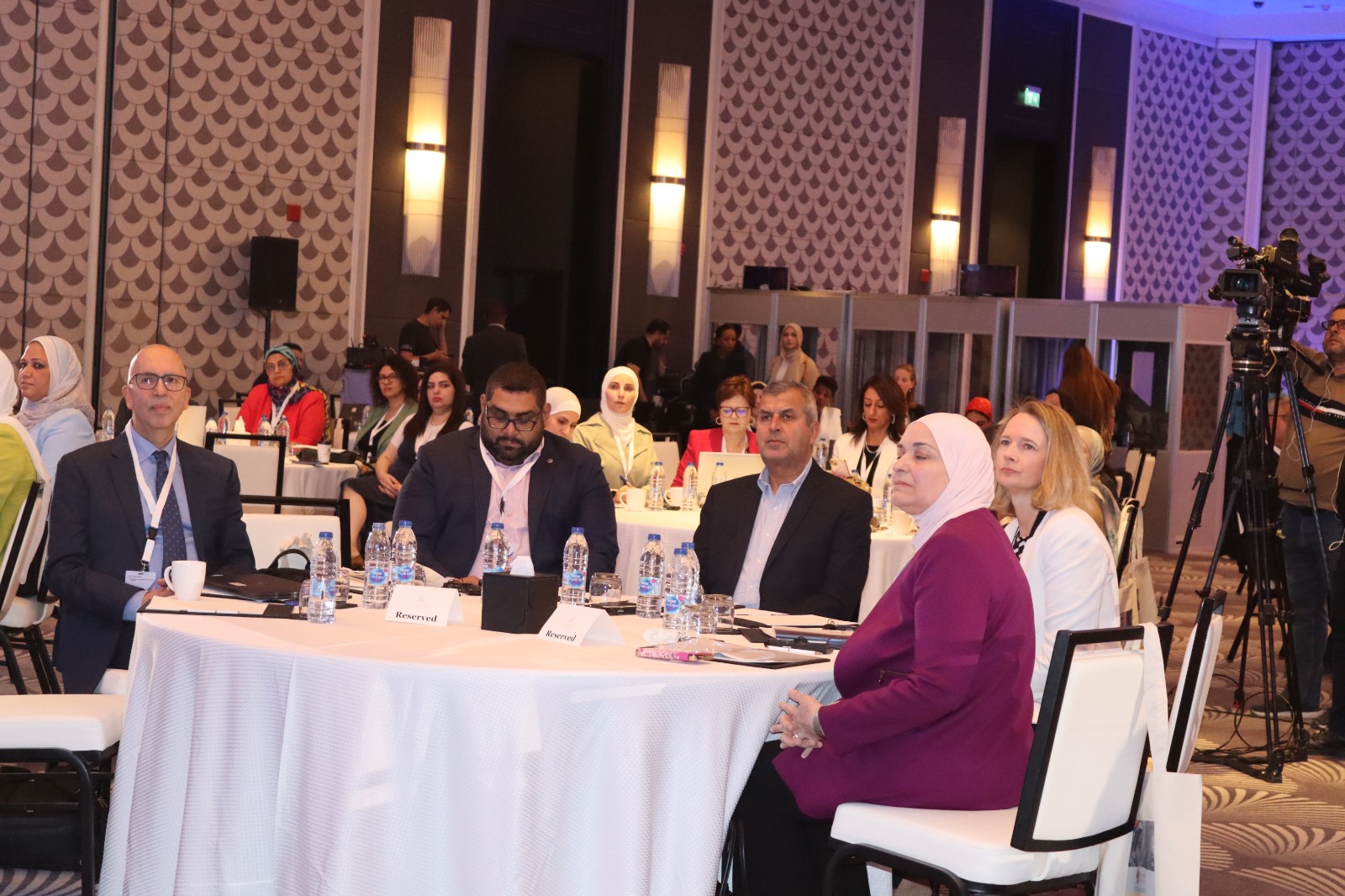 الخرابشة: لا توجد تحديات تواجه المرأة للعمل في قطاع الطاقة بالأردن