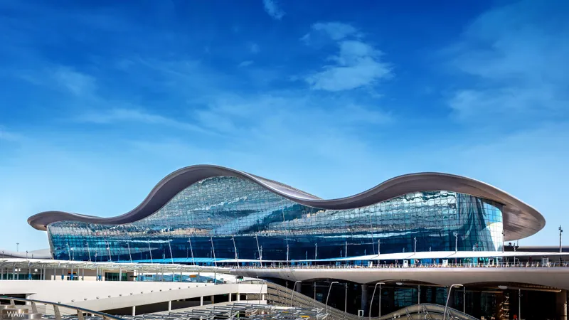 36.5 مليون مسافر عبر مطارات الإمارات في 3 أشهر