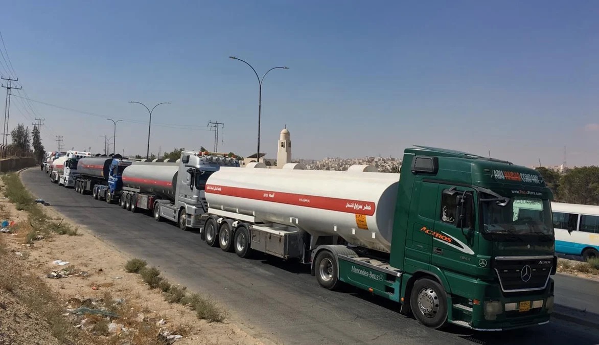 الأردن والعراق يجددان مذكرة استيراد النفط