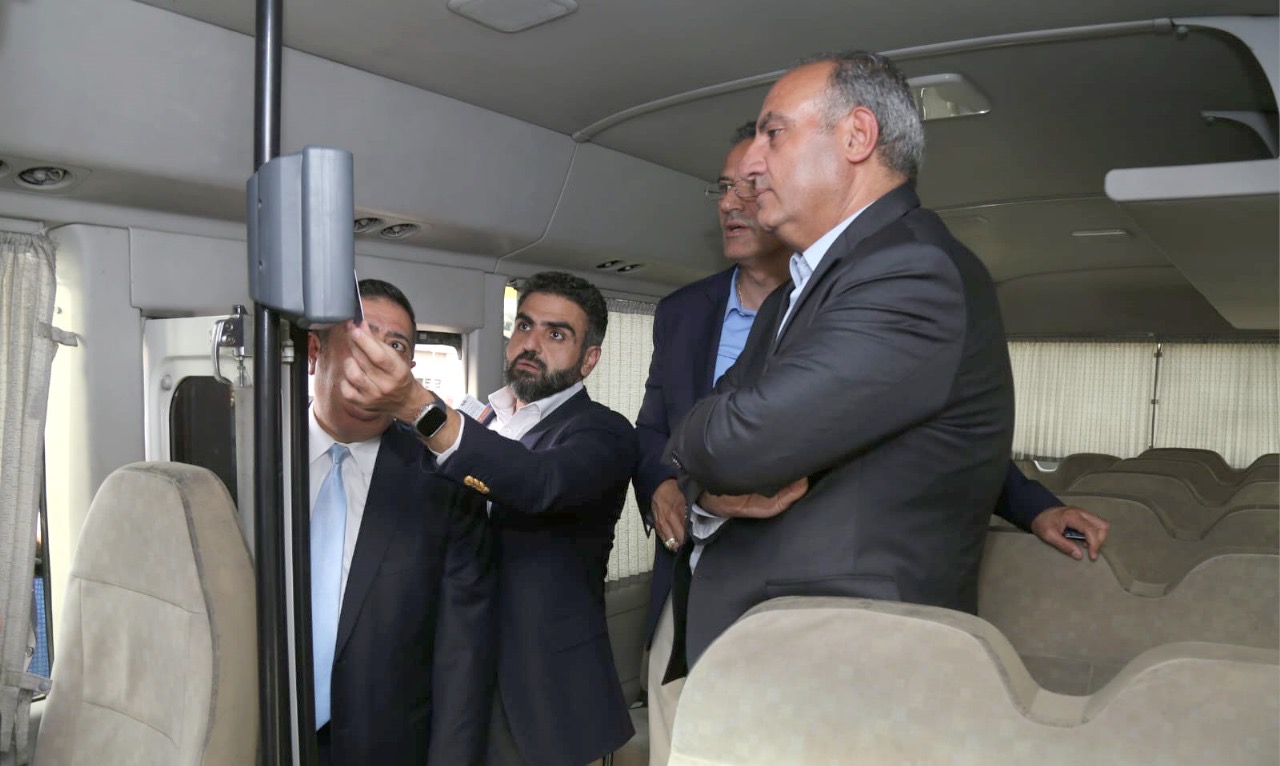 امين عمان ورئيس مجلس مفوضي سلطة العقبة الاقتصادية يطلقان أنظمة النقل الذكي