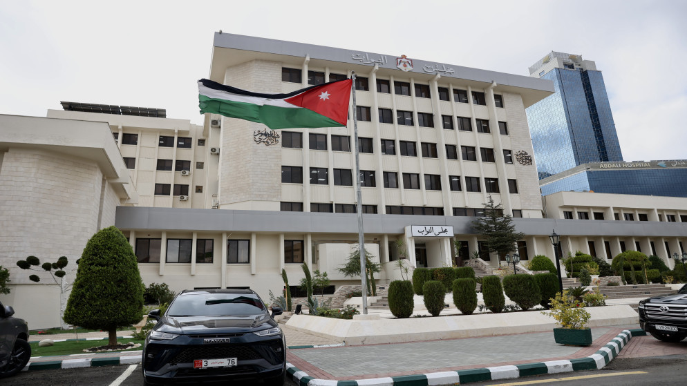 العبادي: مشروع قانون “اللجنة الوطنية للمرأة” لا يُنشئ هيئة جديدة بل يشرعن كياناً قائماً