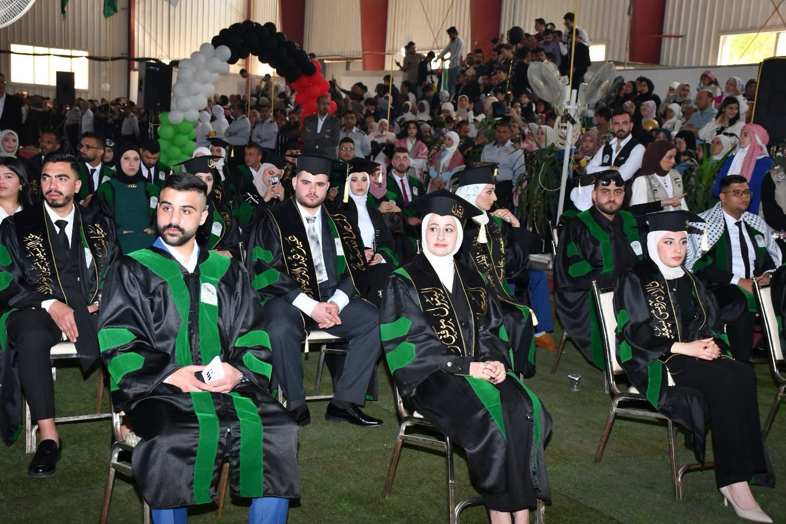 جامعة جرش تحتفي بتخريج الفوج التاسع والعشرين من  طلبتها