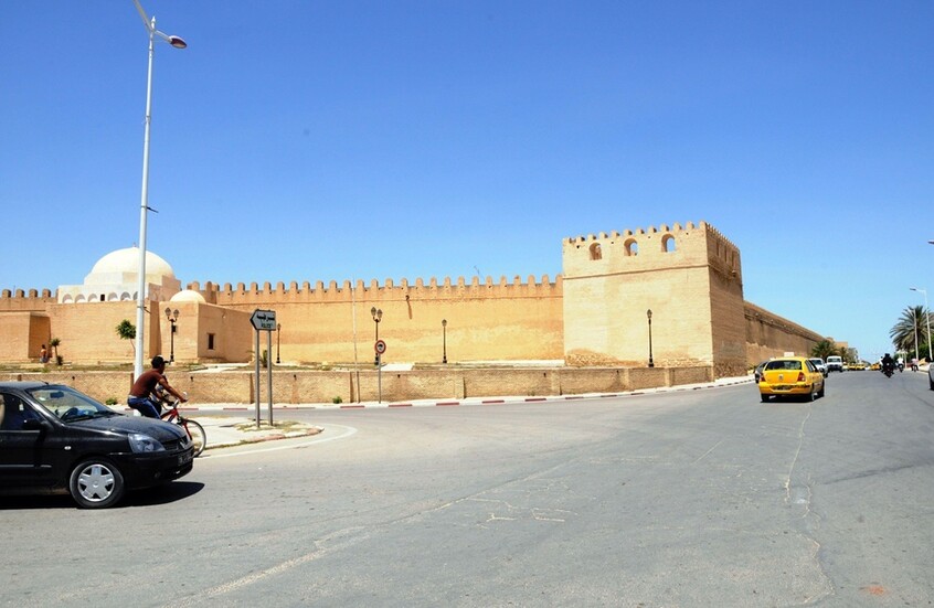 تخريب وحرق مقام "سيدي عرفة" مؤسس الإمارة الشابية في القيروان