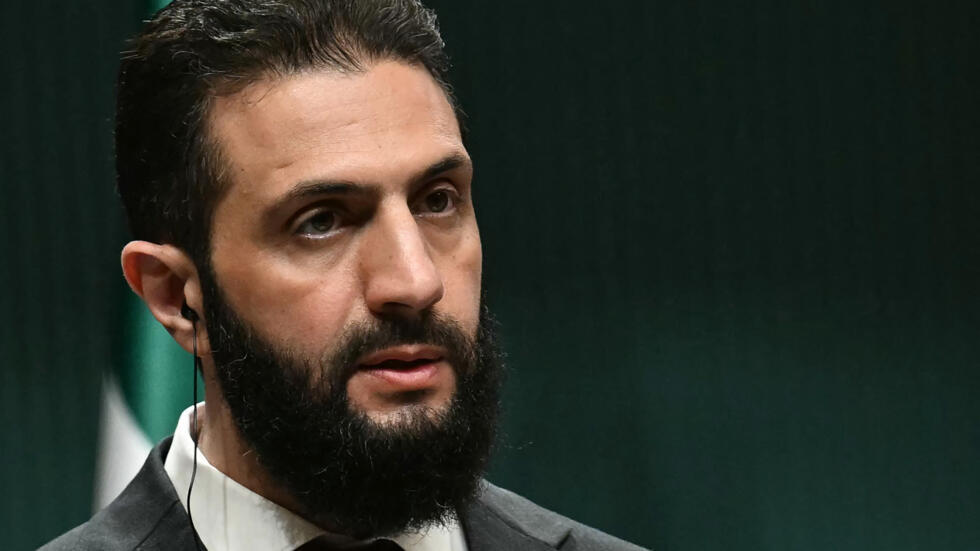 رفض في الأوساط العراقية الموالية لإيران لاحتمال زيارة الرئيس السوري أحمد الشرع لبغداد