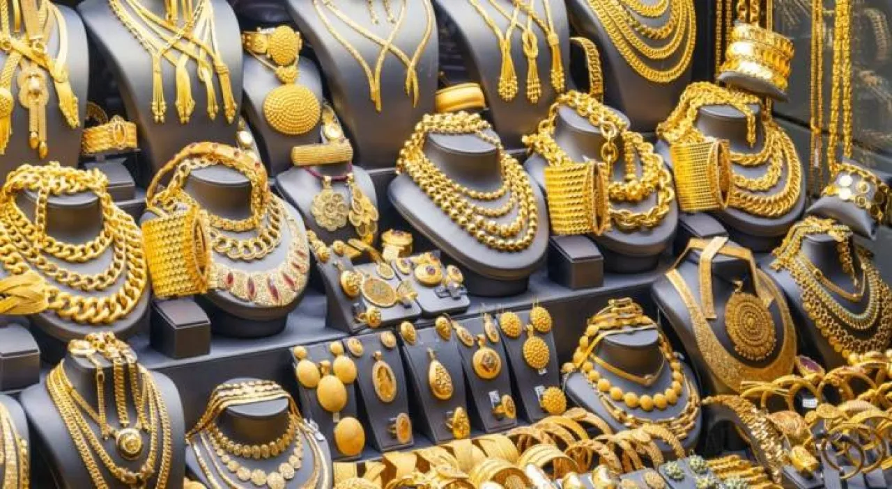 انخفاض أسعار الذهب محلياً في التسعيرة المسائية