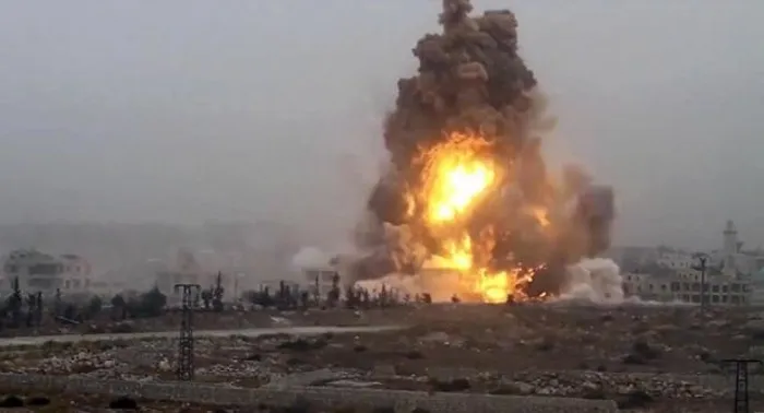 5 قتلى و700 جريحاً في انفجار ضخم بميناء إيراني جنوب البلاد