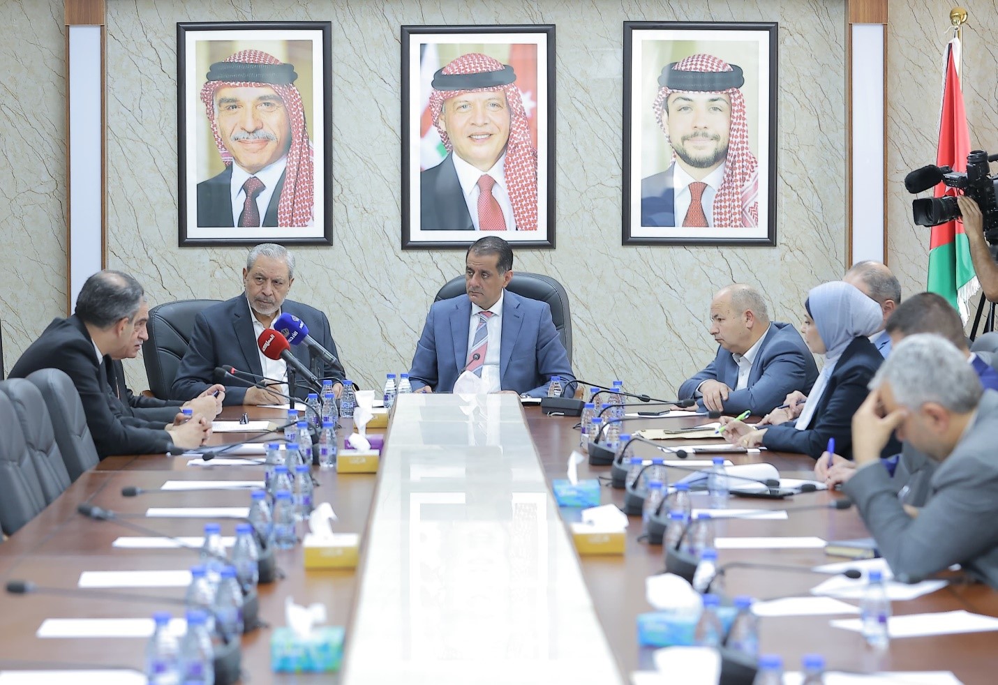 "الإدارية النيابية" تبحث احتساب خدمة المياومة في مكافأة نهاية الخدمة لموظفي "الأردنية"