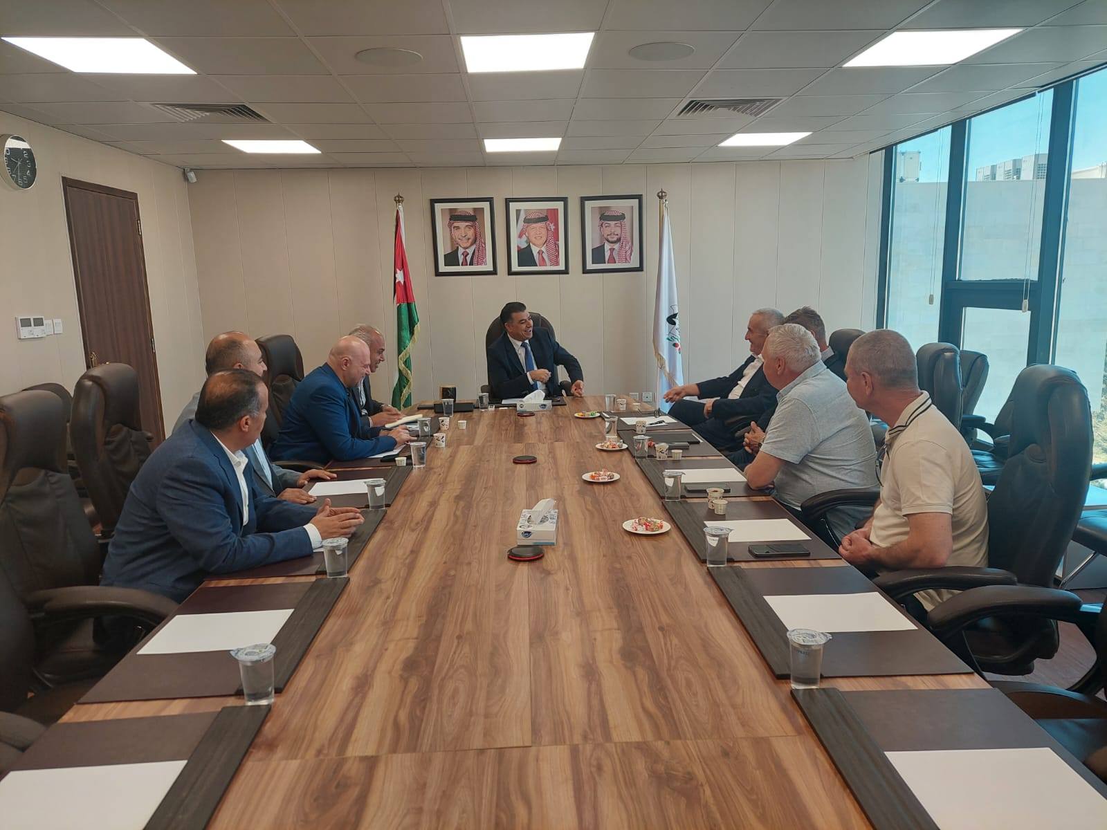 وزير الزراعة يلتقي عددا من الشركات الأوروبية المستوردة للمنتجات الزراعية الأردنية