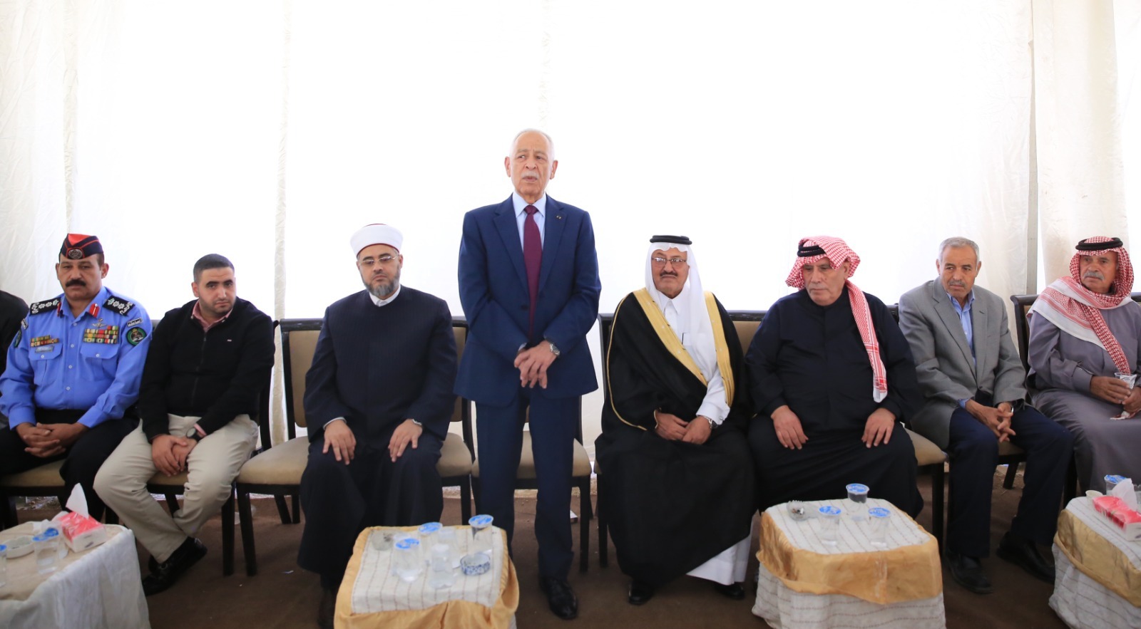 مندوبا عن الملك وولي العهد.. العيسوي يعزي الشهوان والعمري وآل هلال