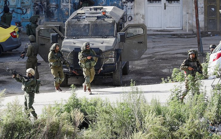 الاحتلال يعتقل 5 فلسطينيين بينهم طلبة من نابلس ومخيم بلاطة