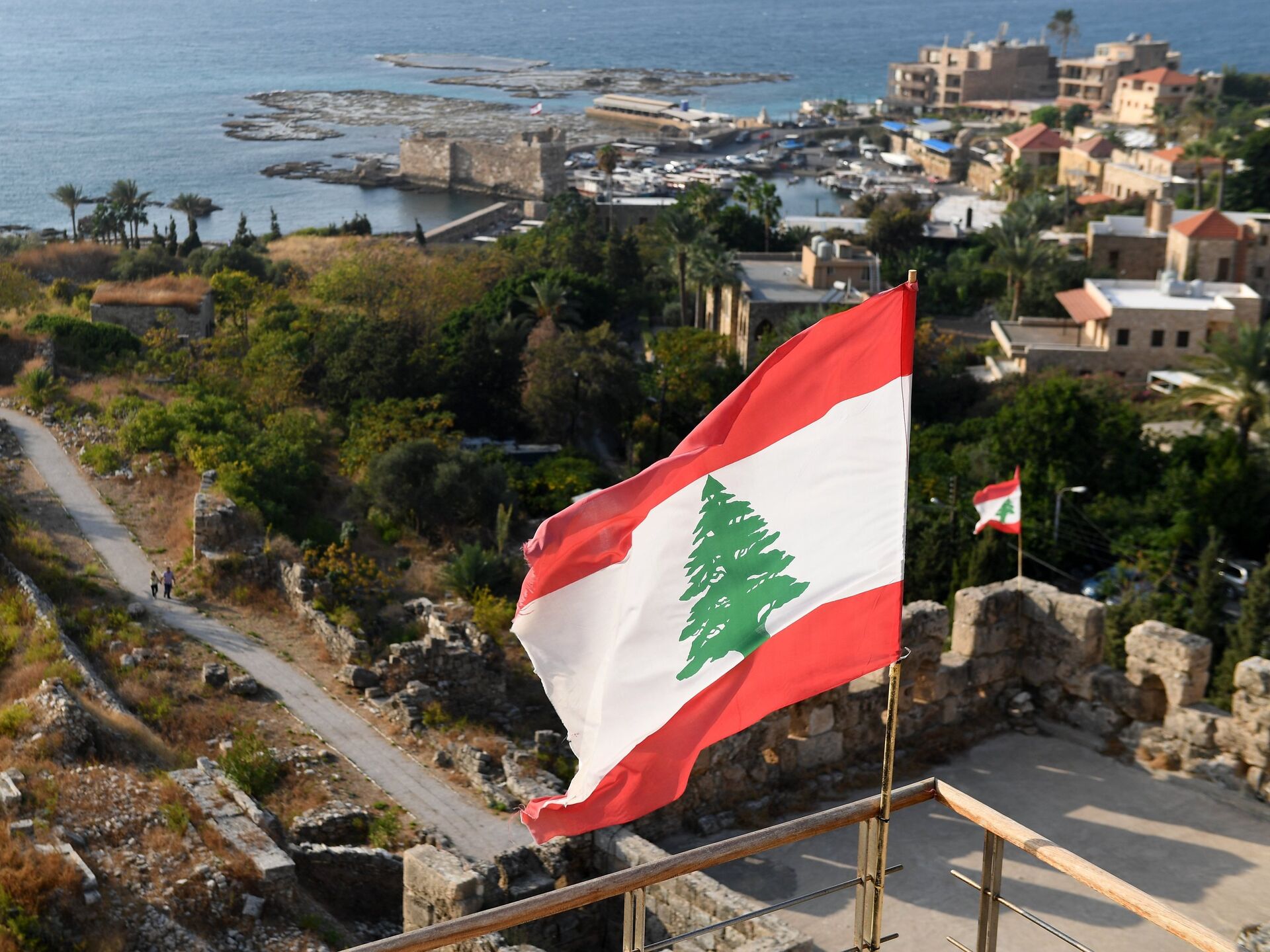 لبنان يدحض مزاعم لقاء رئيسه بشيخ درزي في الفاتيكان ويتهم إعلام الاحتلال بالتضليل
