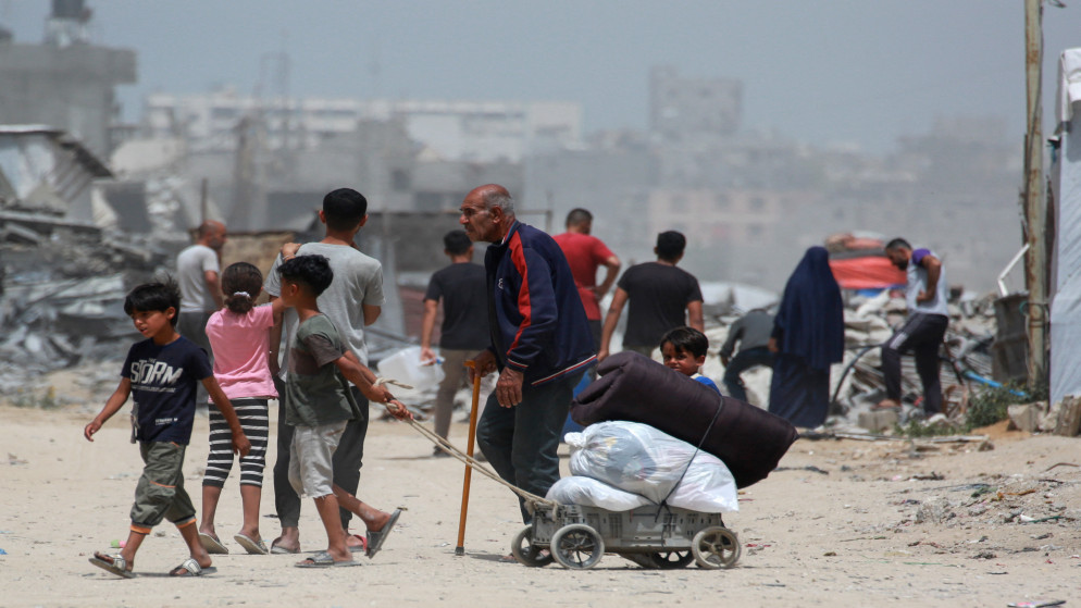 إعلام عبري: مقترح جديد لوقف إطلاق النار يشمل الإفراج فورا عن 10 محتجزين