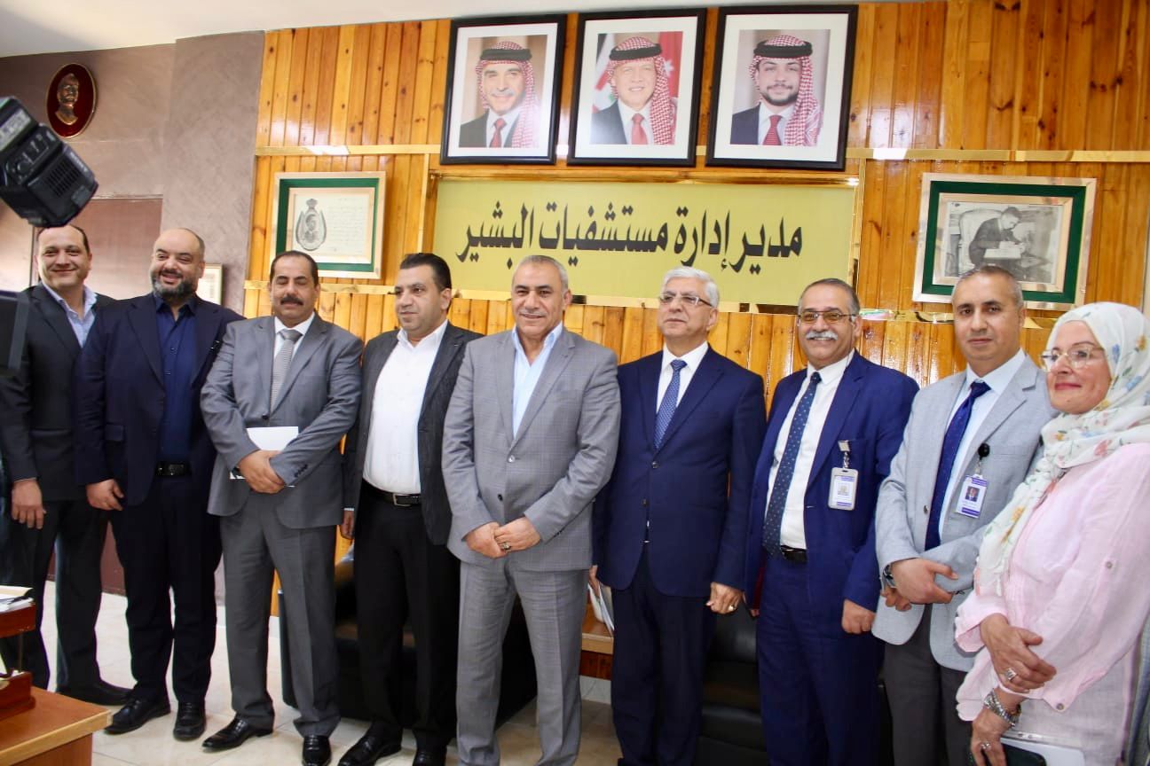 "الأحزاب الوسطية" تطلع على واقع مستشفيات البشير