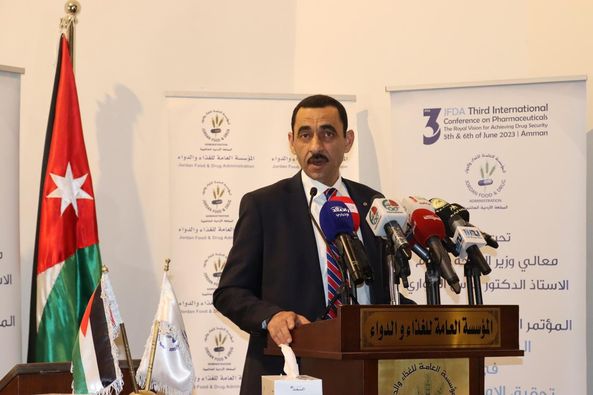 مهيدات : ملتزمون بتعزيز مكانة الأردن الريادية في مجال الصناعة الدوائية
