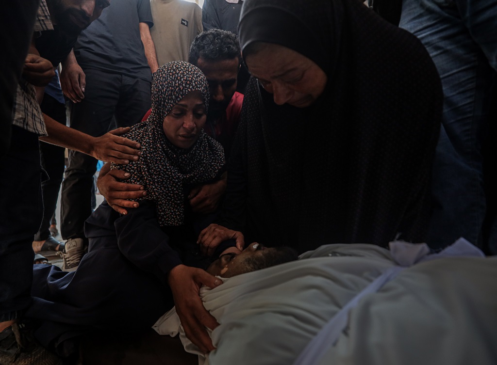 21 شهيدا بنيران الاحتلال في قطاع غزة بينهم 11 من منتظري المساعدات
