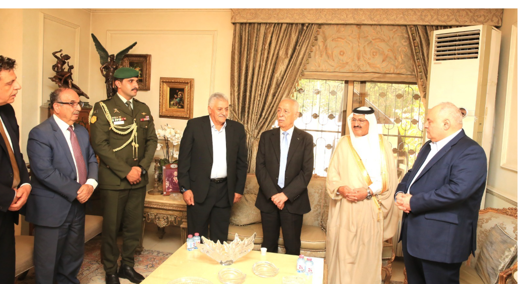 مندوبا عن الملك وولي العهد... العيسوي يعزي وجوخ والجميعان والنابلسي