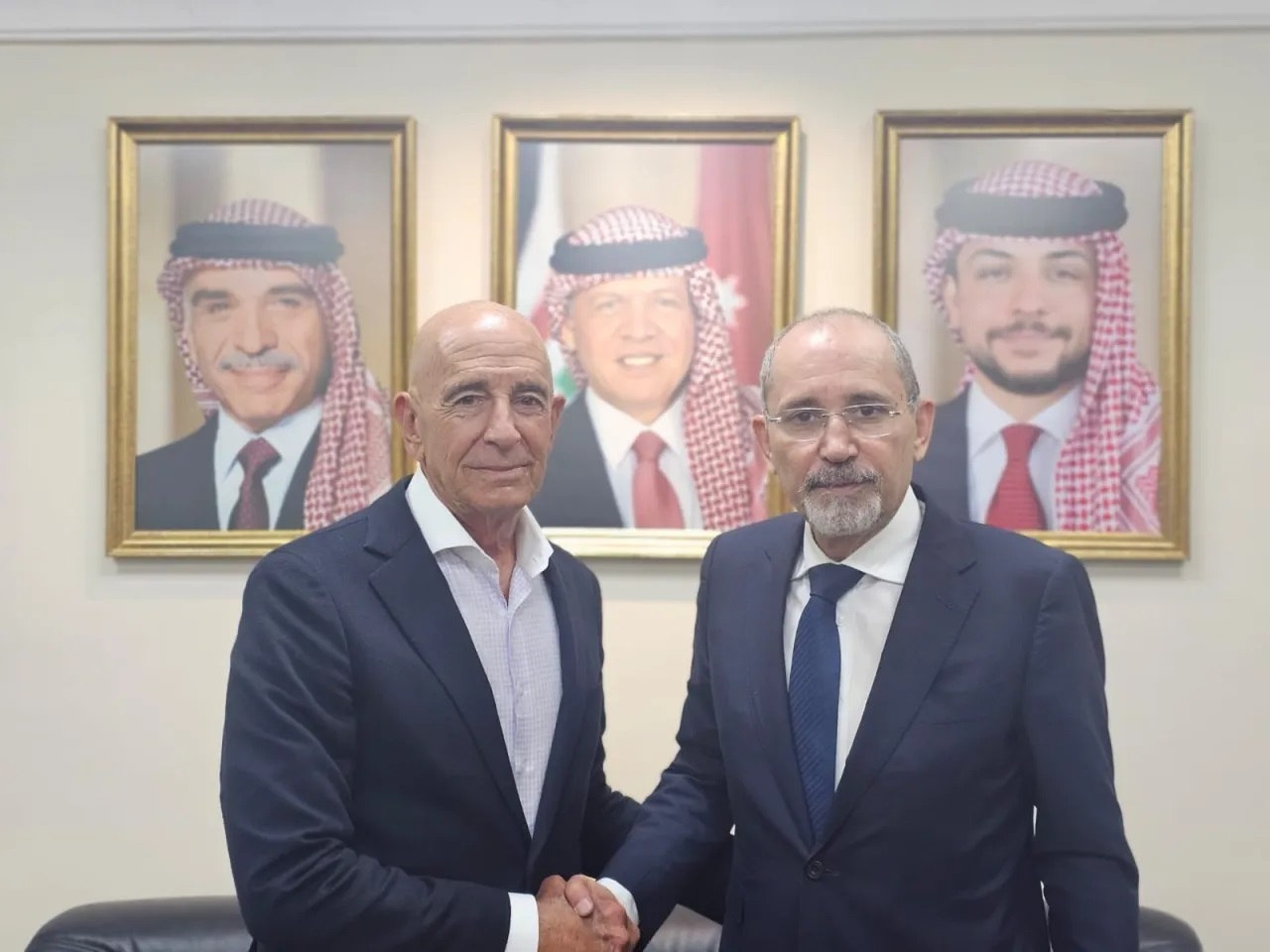 الصفدي يبحث مع المبعوث الأميركي جهود وقف إطلاق النار بالسويداء