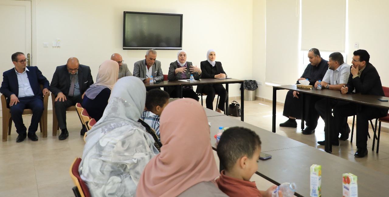وزيرة التنمية تلتقي عددا من الأسر الراعية البديلة للأطفال الأيتام