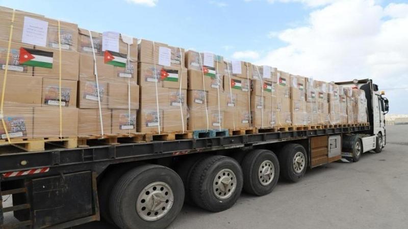 الأردن يواصل إيصال المساعدات إلى غزة عبر إنزالات جوية جديدة