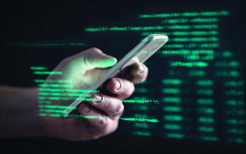 ضحايا الثراء الرقمي.. منصات وهمية تبتلع عشرات الملايين من أموال الأردنيين