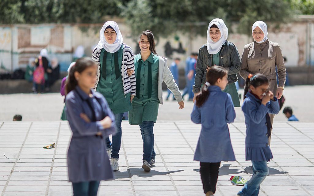 أكثر من 1.6 مليون طالب وطالبة يتوجهون إلى مدارسهم الحكومية غدا