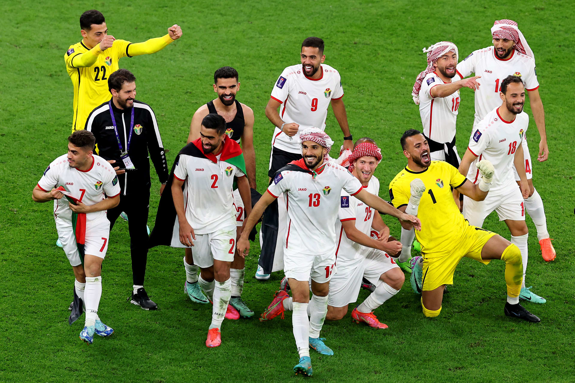 مكافآت التأهل الى المونديال في حسابات لاعبي النشامى