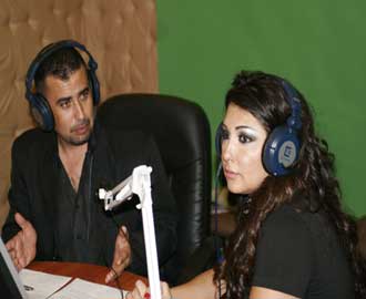 الإعلامية ماريا معلوف تتحدث لإذاعة "الحقيقة الدولية" عن أسرار برنامجها "بلا رقيب"... نجل الشيخ القرضاوي أعلن تشيعه على الهواء وتقول أنها تملك الكثير من المعلومات عن قضية اختفاء الإمام موسى الصدر!!