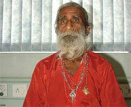 مسن هندي "لا يأكل ولا يشرب" منذ 70 عاماً!! 