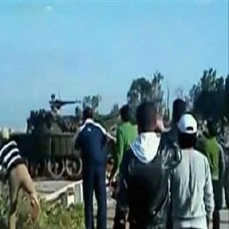 سوريا: الكشف عن مقبرة جماعية في درعا ومجزرتين في ريفها
