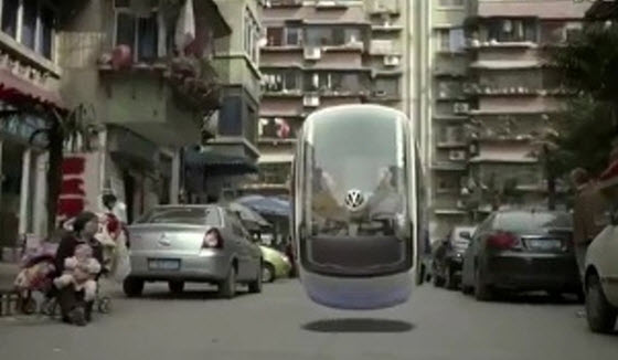 سيارة على هيئة "بيضة" تتحرك بدون عجلات وتطير بلا أجنحة.. فيديو