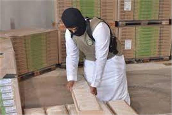 السعودية.. ضبط محاولة تهريب كميات ضخمة من المخدرات والكشف عن جنسيات 135 متورطا بالعملية