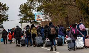 ازدياد عدد اللاجئين الأوكرانيين في بريطانيا بنحو 30% خلال شهر واحد
